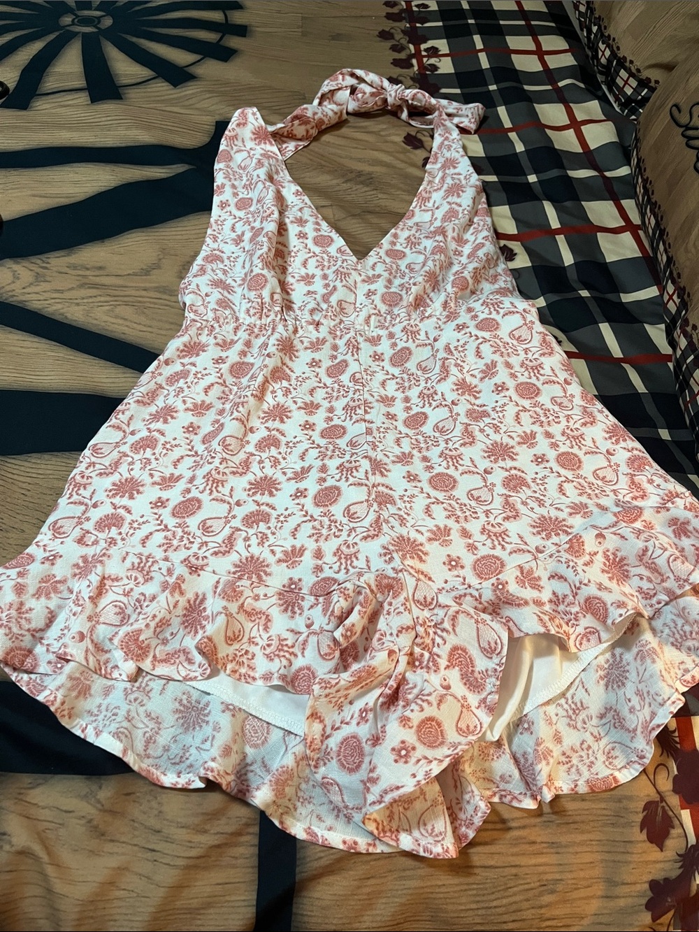 Trixxi Pink Floral/White Romper size medium